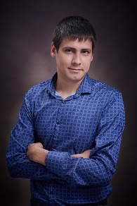 Ведущий менеджер отдела продаж — Попов Анатолий Андреевич